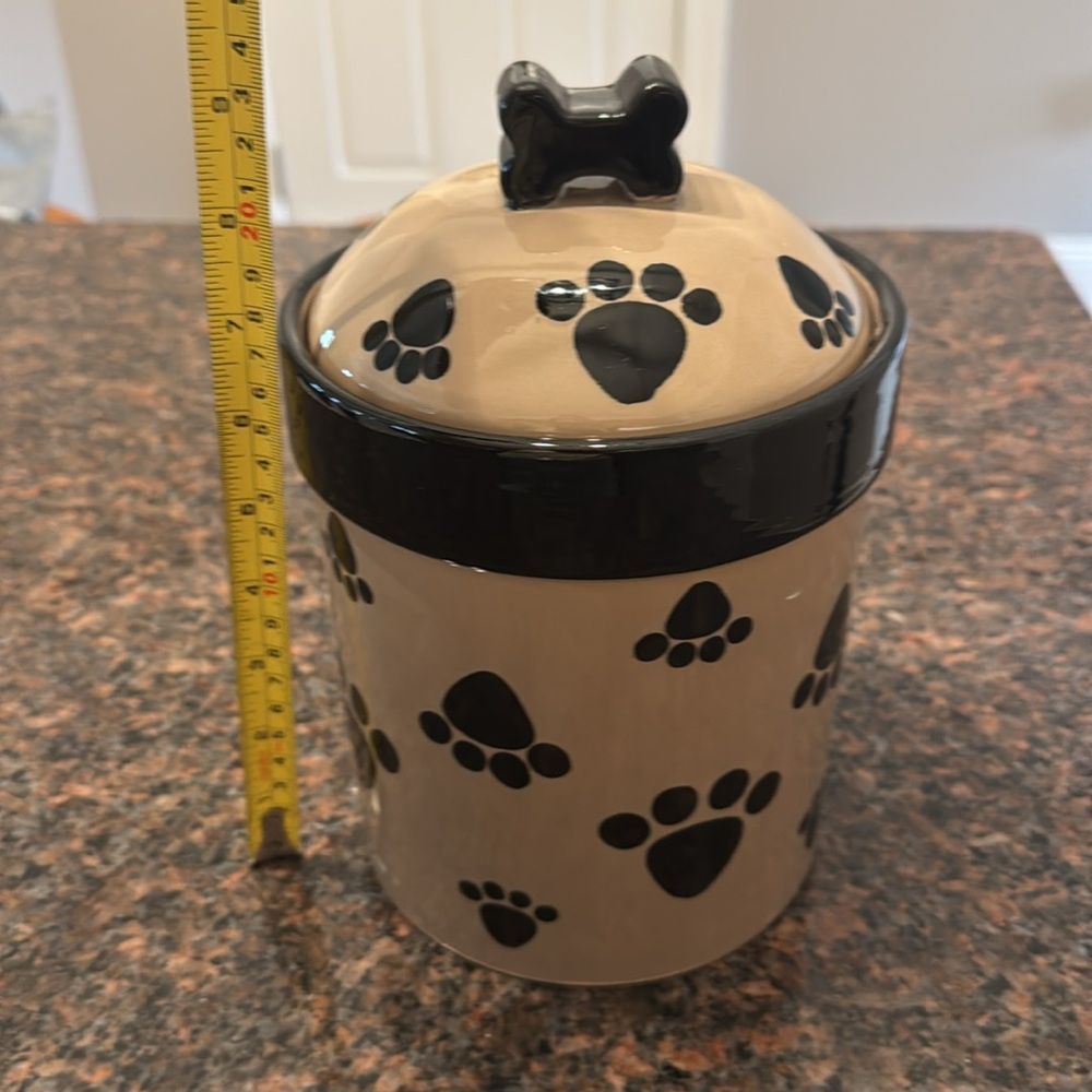 Porcelain dog treat jar - Picture 10 of 12